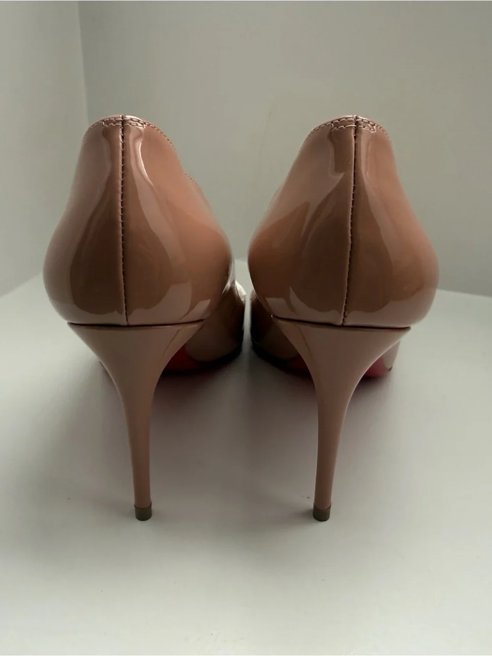 Christian Louboutin Nude Patent Pointed-Toe Pumps - Picture 4 of 9